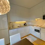 Garden Apartment, Helsinki - Airport 公寓 *