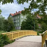 Garden Apartment, Helsinki - Airport 아파트