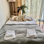 Garden Apartment, Helsinki - Airport 公寓 万塔