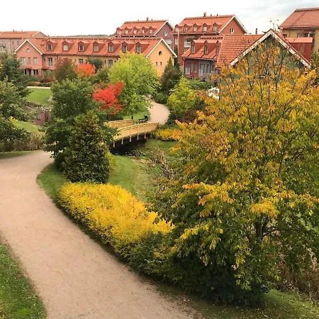 Garden Apartment, Helsinki - Airport 公寓 万塔